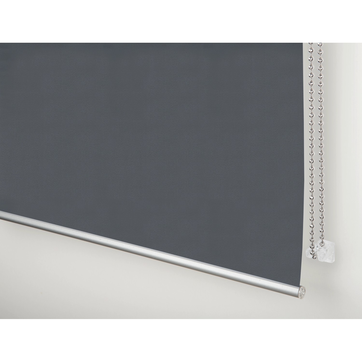 Graues Gardinia Easyfix Rollo Premium, 45x150 cm, mit Metallkette und silbernem Unterprofil.