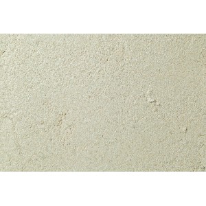 Beige-brauner Reibsand (Feinputzsand) mit 0,06-1 mm Körnung im 25 kg Sack.