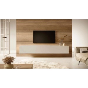 Modernes Selsey TV-Hängeboard Bisira 200 cm in Kaschmirgrau, grifflos, unter TV an Holzwand im Wohnzimmer.