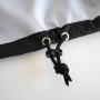Detailaufnahme: Schwarze Kordel mit Stopper an Vasner Abdeckhaube für Terrassenheizstrahler.