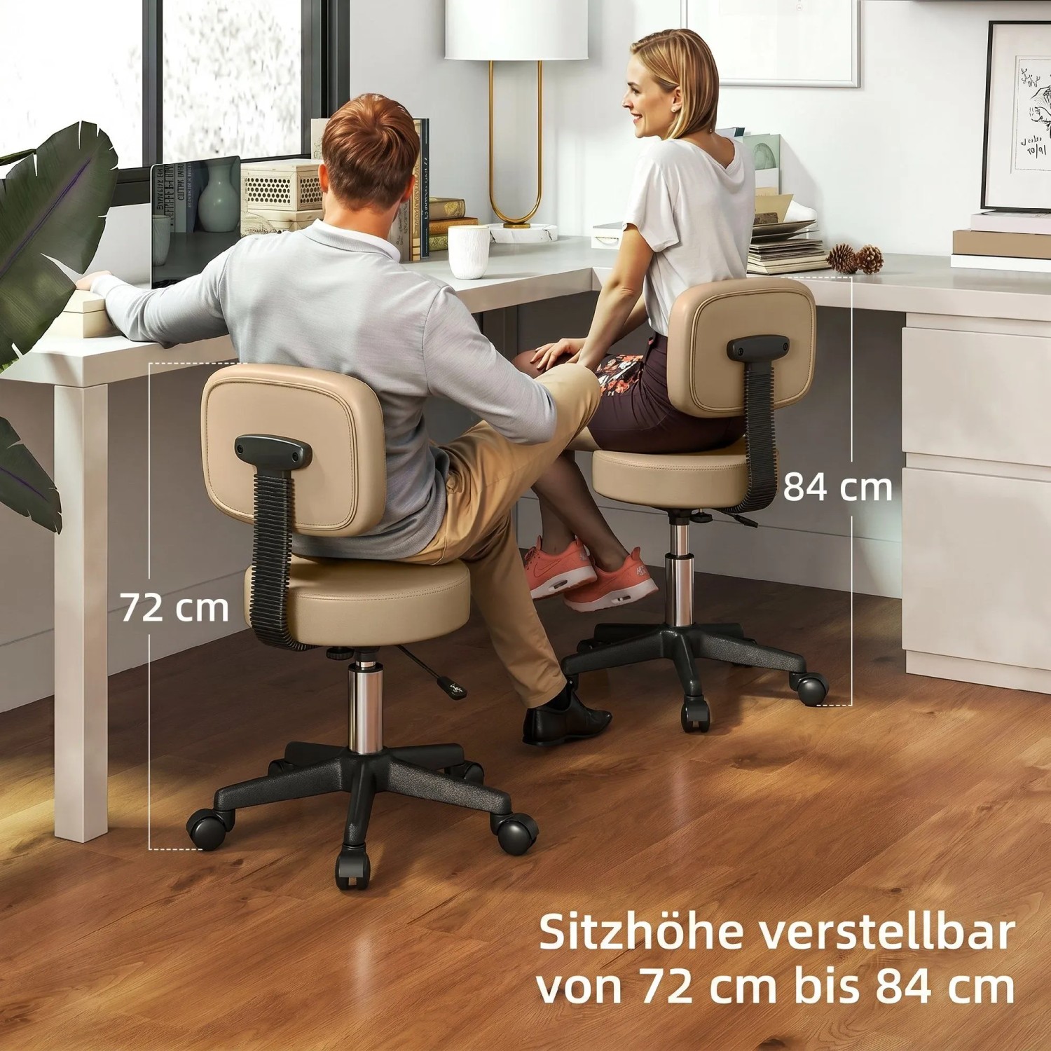Brauner HOMCOM Salon Hocker aus Kunstleder, höhenverstellbar (72-84 cm), mit Rollen und Rückenlehne, im Büro.