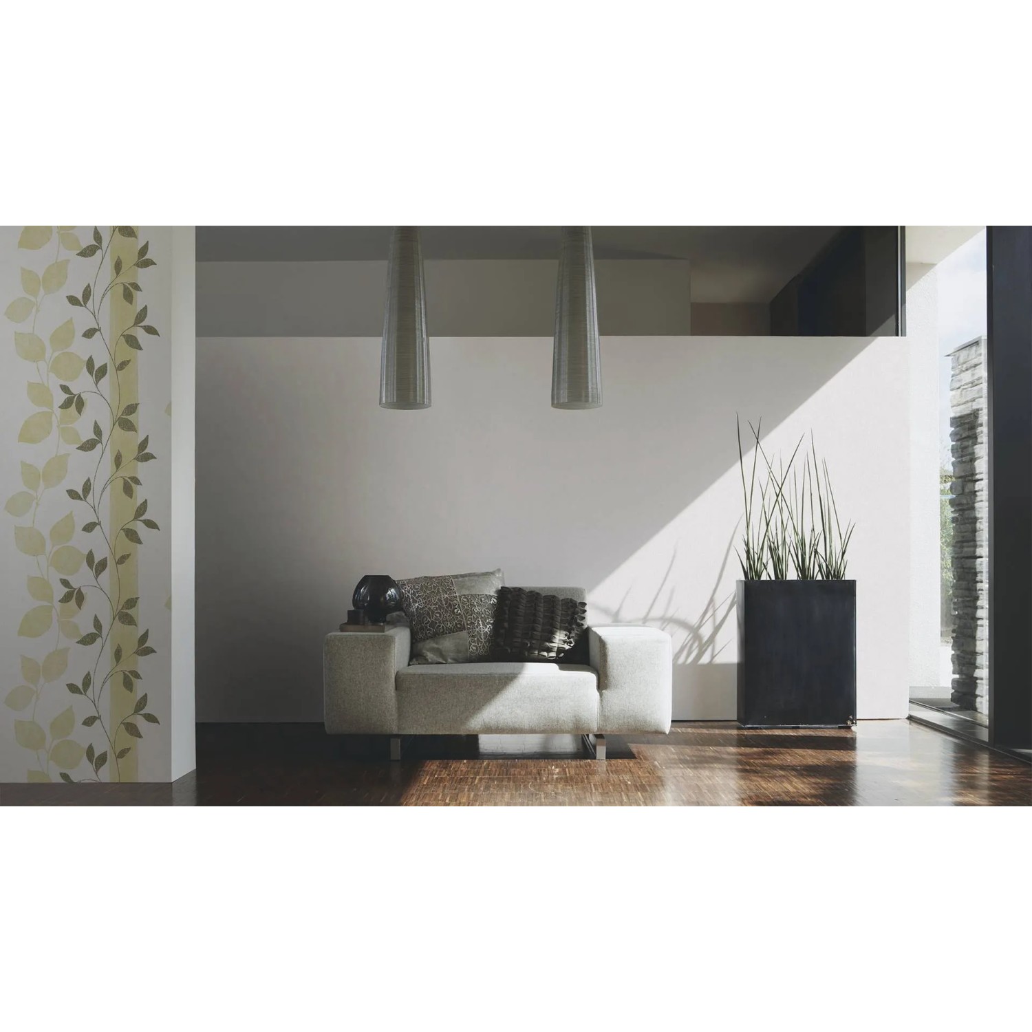 Wohnraum mit A.S. Creation Vliestapete Paloma Uni Weiß mit Blattmuster.