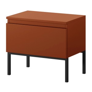 Selsey Bemmi Nachttisch, ziegelrot, 49 cm breit, mit Schublade und schwarzen Stahlfüßen. Modernes Design für Schlafzimmer.