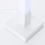 Detailaufnahme der weißen LED-Tischleuchte Neele von Brilliant, Design-Tischlampe.