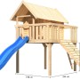 Karibu Stelzenhaus Fidel Set mit blauer Rutsche und Holzrampe. Spielturm aus Holz für Kinder.