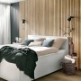 Schlafzimmer mit Rebel of Styles Verblender Linari Natural HD Printed Wandverkleidung.