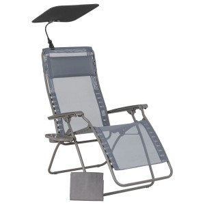 Grauer Lafuma Relaxsessel Zen Edition mit Zubehör: Sonnenschutz, Getränkehalter und Schutzhülle.