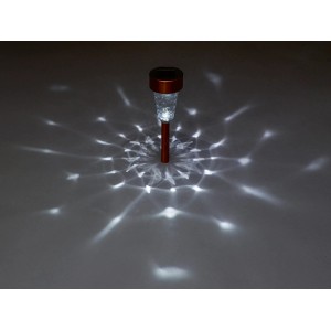 Kupferfarbener LED-Solarspieß Cameri mit Lichteffekt für den Garten.