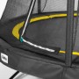 Detailansicht: Schwarzes Salta Comfort Edition Trampolin Ø 366 cm mit Sicherheitsnetz und Randabdeckung.