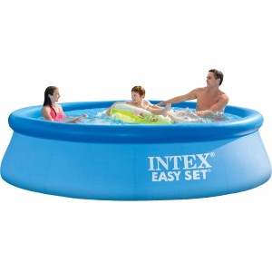 Blauer Intex Easy Set Pool (Ø 305 x 76 cm) mit Familie im Wasser.