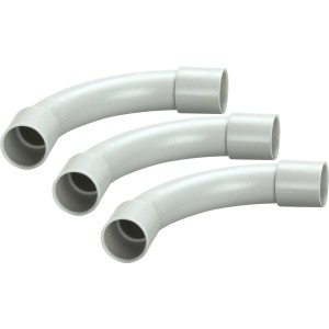 Drei graue Isolierbögen EN 20 zur Leitungsverlegung in Ecken.