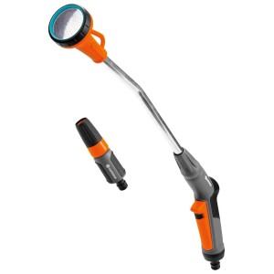 Gardena Gießstab Classic 60 cm mit Reinigungsspritze für Gartenbewässerung.