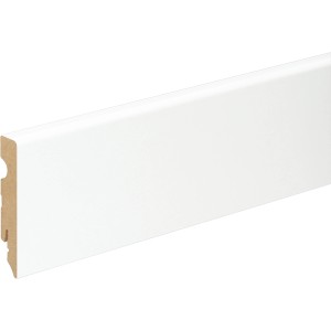 Weiße FN Neuhofer Sockelleiste FU084L, 15x80x2400 mm, mit Clip-System und Kabelkanal.