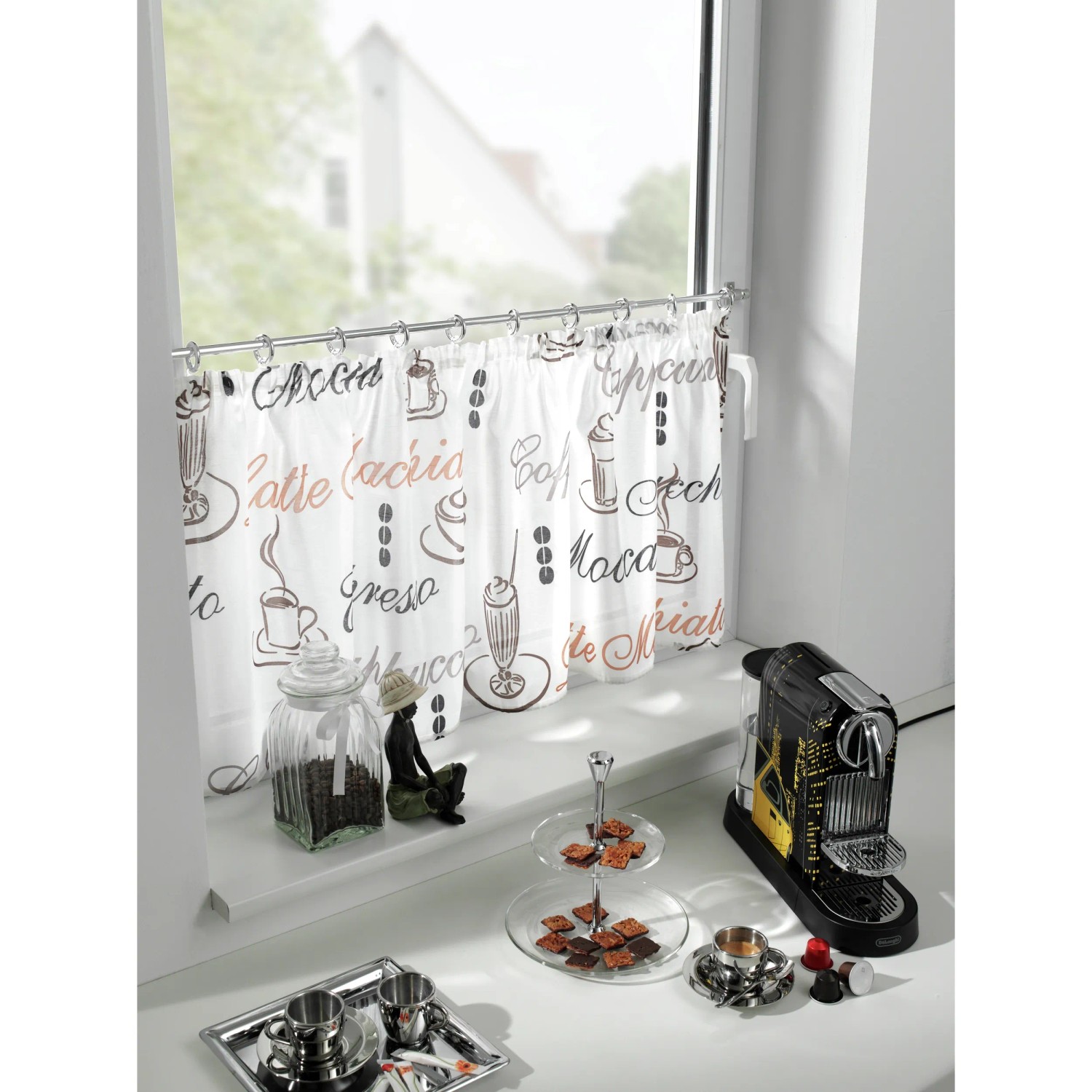 Gardinia Caféhausstange California, Chrom, ausziehbar, mit Kaffeehaus-Gardine am Fenster.