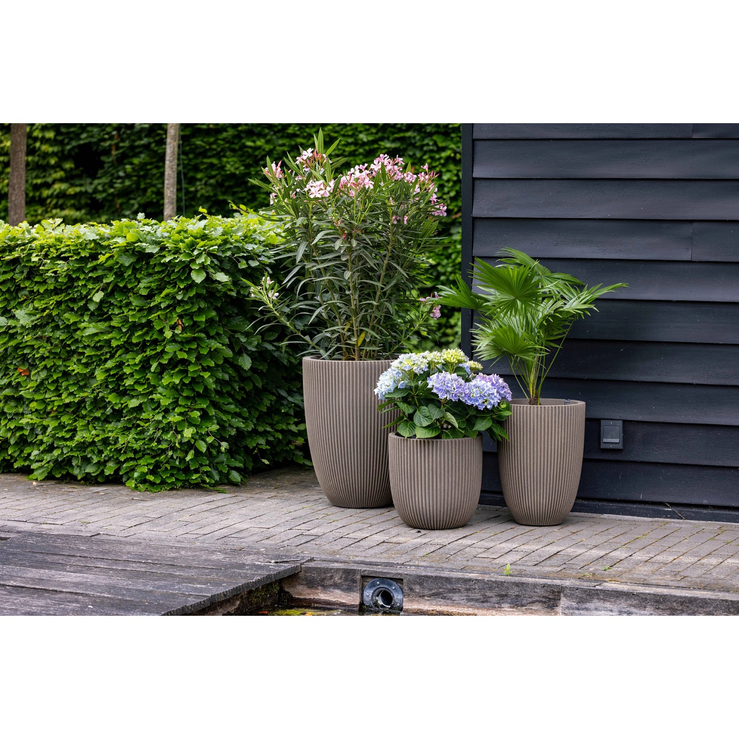 Capi Europe Blumentopf Kugel Groove NL Ø 35 cm x 34 cm Taupe_6