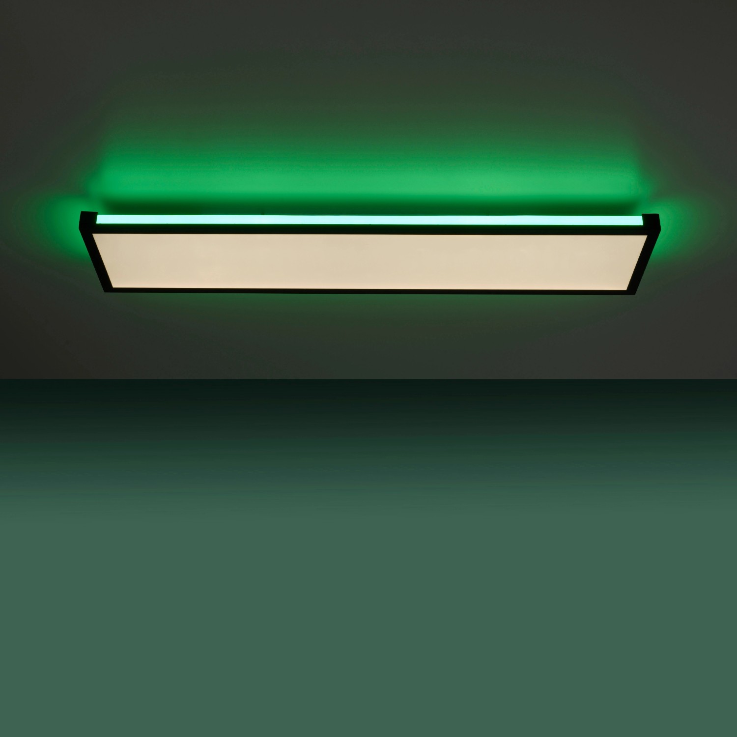 LED-Deckenleuchte Mario Schwarz, 100x25cm, mit RGB-Funktion für stimmungsvolle Beleuchtung.