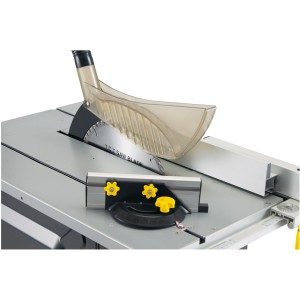 CMI Tischkreissäge C-TKS-1600 eco mit Sägeblatt und Absaugstutzen.