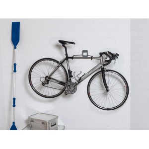 LUX Schwerlasthaken U-Profil mit Fahrrad und Paddel an einer Wand montiert.