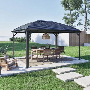 Anthrazitfarbener Sojag Pavillon Moreno 10x14 mit Tisch und Stühlen im Garten.