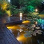 Heissner SMART LIGHT Starter-Set: Teichbeleuchtung mit LED-Spots, Dämmerungssensor und Trafo für stimmungsvolle Atmosphäre.