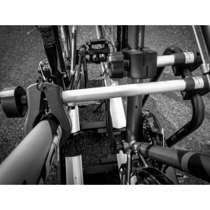 Eufab Rahmenhalter (Ø 2,5/3 cm) zur Befestigung von Fahrrädern am Heckträger.