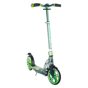 Grüner Six Degrees Aluminium Scooter mit Klappmechanismus, Ständer, 205 mm Rollen und höhenverstellbarem Lenker.
