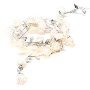 Konstsmide LED Lichterkette Rosen, silberne Blätter, batteriebetrieben für Innen.
