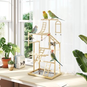 PawHut Vogelspielplatz aus hellem Holz mit mehreren Ebenen, Leitern, Schaukeln und Futterstellen. Mehrere Vögel nutzen den Spielbereich.