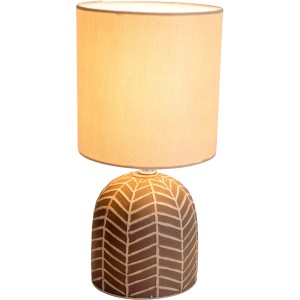 Näve Tischleuchte Folio, braune Keramik mit Muster und beigem Lampenschirm.