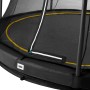 Detailaufnahme: Schwarzes Salta Bodentrampolin Comfort Edition ø 305 cm mit Sicherheitsnetz.