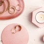 Roségoldenes Metallic-Spray von Rust-Oleum für Deko-Objekte im Innenbereich.