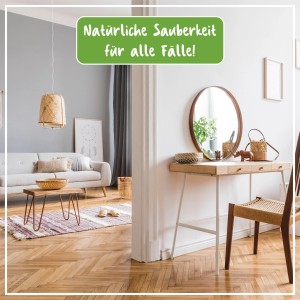 Wohnraum mit Holzfußboden, gereinigt mit Poliboy BIO Allzweck Reiniger für natürliche Sauberkeit.