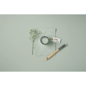 Rust-Oleum Kreidefarbe Möbellack Lorbeergrün, Dose mit Pinsel und Deko.