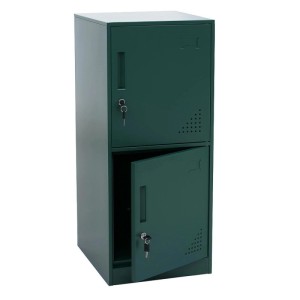 Grüner MCW Spind P63 mit 2 Türen, eine offen, für Büro oder Werkstatt.