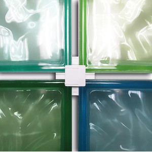 Glasbausteine mit weißen Verlegekreuzen (25 Stk.) für 6 mm Fugen und 8 cm Stärke.