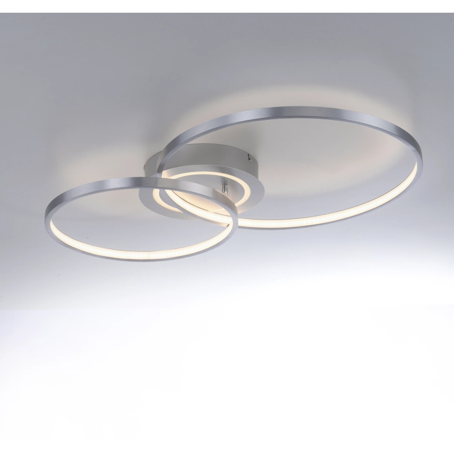 Moderne LED-Deckenleuchte Asmina von Just Light, Aluminium, 69x55 cm, mit drei Ringen.