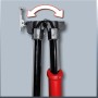 Detailaufnahme des klappbaren Holm des Einhell Trockenbauschleifers TC-DW 225.