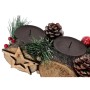 Adventsgesteck mit vier Kerzenhaltern, Holzstern, Tannenzweigen und Kugeln.