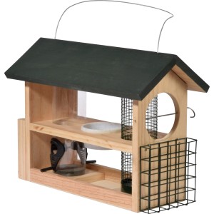 Grüne Dobar 7-in-1 Multifunktions-Futterstation aus Kiefernholz mit verschiedenen Futterplätzen.