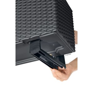 Schwarze Lechuza Balkonkastenhalterung zur Montage am Balkongeländer.