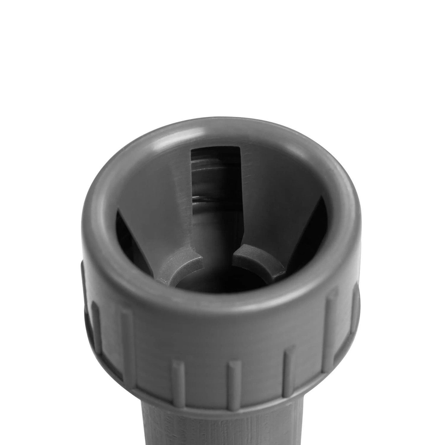 Detailaufnahme des anthrazitfarbenen Doppler HDPE-Füllsockels (20 l) für Sonnenschirme.