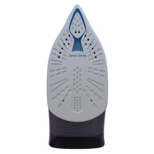 Detailaufnahme der Keramik-Bügelsohle der Silva Homeline DBS 580 Dampfbügelstation.