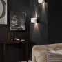 Moderne, weiße LED-Wandleuchte Wall von Fischer & Honsel, 2x3W, im Wohnraum mit Lichteffekt.