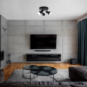 Schwarze Briloner Deckenleuchte Cup mit 3 schwenkbaren Spots und E14 Fassung.