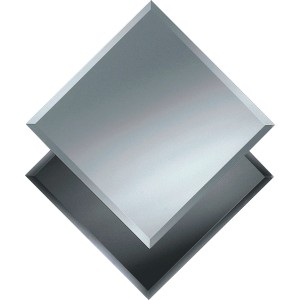 Glas-auf-Glas Facettenspiegel Balta, quadratischer Kristallspiegel mit Facettenschliff.