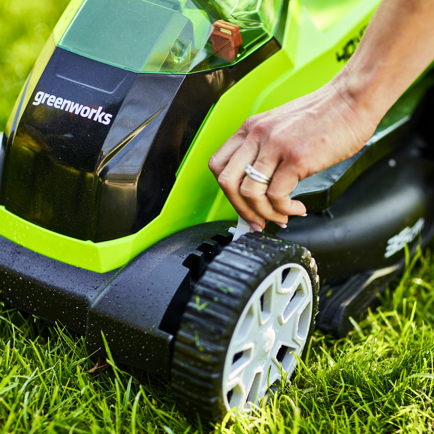 Greenworks AkkuRasenmäherSet G40LM35K2 KIT 40V kaufen bei OBI