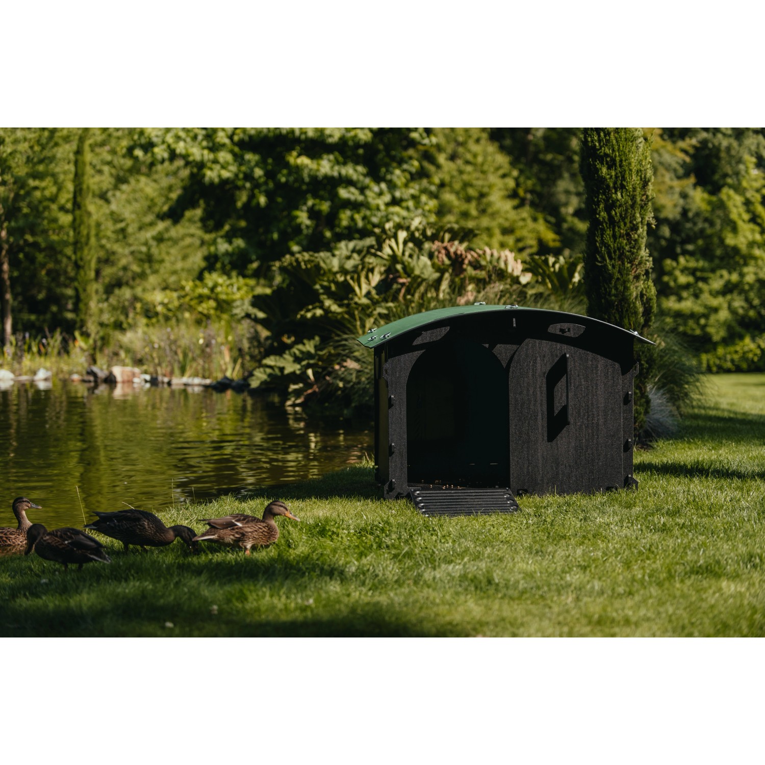 Nestera Entenhaus aus Kunststoff 117 cm x 90 cm kaufen bei OBI