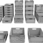 Verschiedene graue Eurobox-System Aufbewahrungsboxen mit Vollwand.