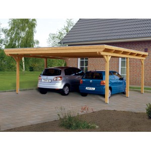 Skan Holz Carport Emsland aus Naturholz, Doppelcarport mit zwei geparkten Autos.
