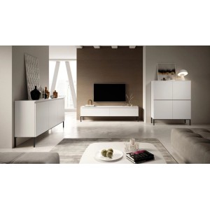Weißes Selsey TV-Lowboard Bemmi 175 cm mit schwarzen Beinen in modernem Wohnzimmer.